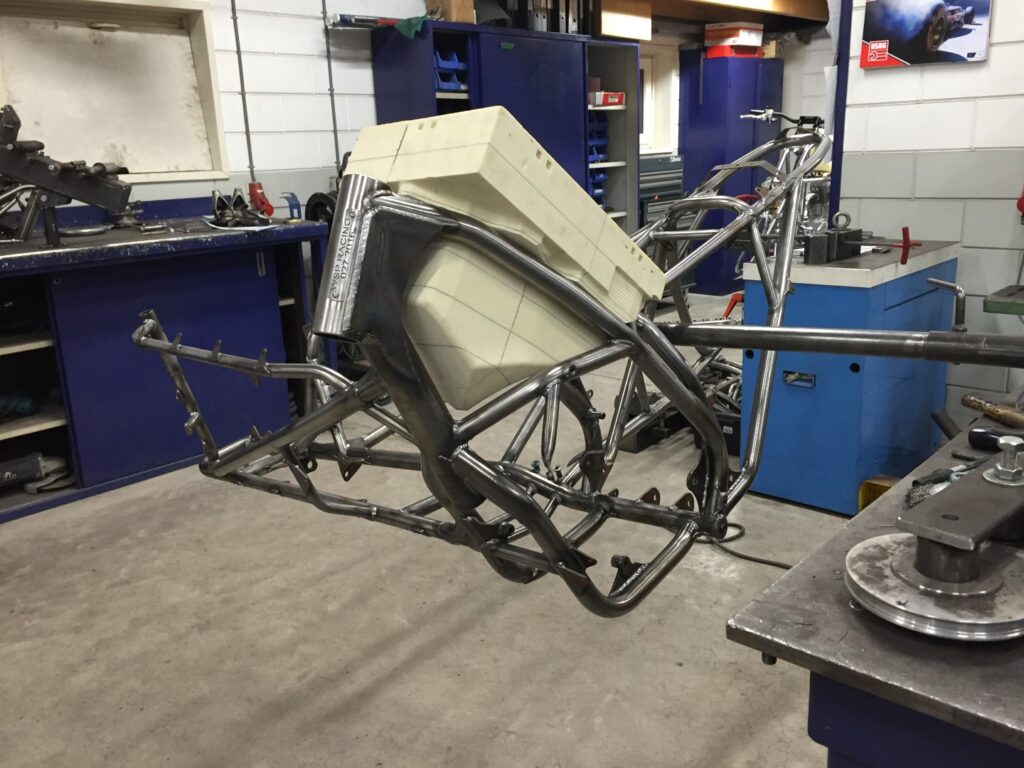 Benzinetank 011 Large